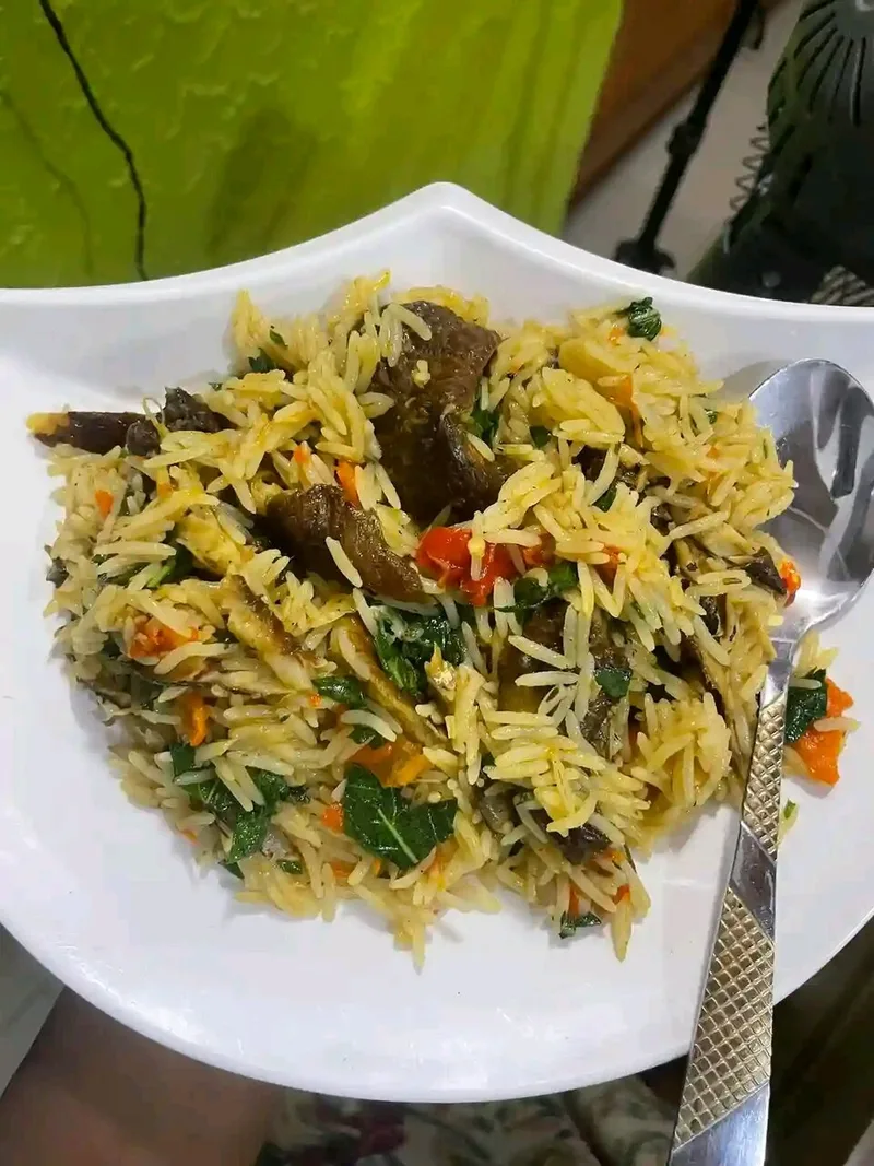 Ngoundja (Spinach Groundnut Greens), via Wikimedia Commons